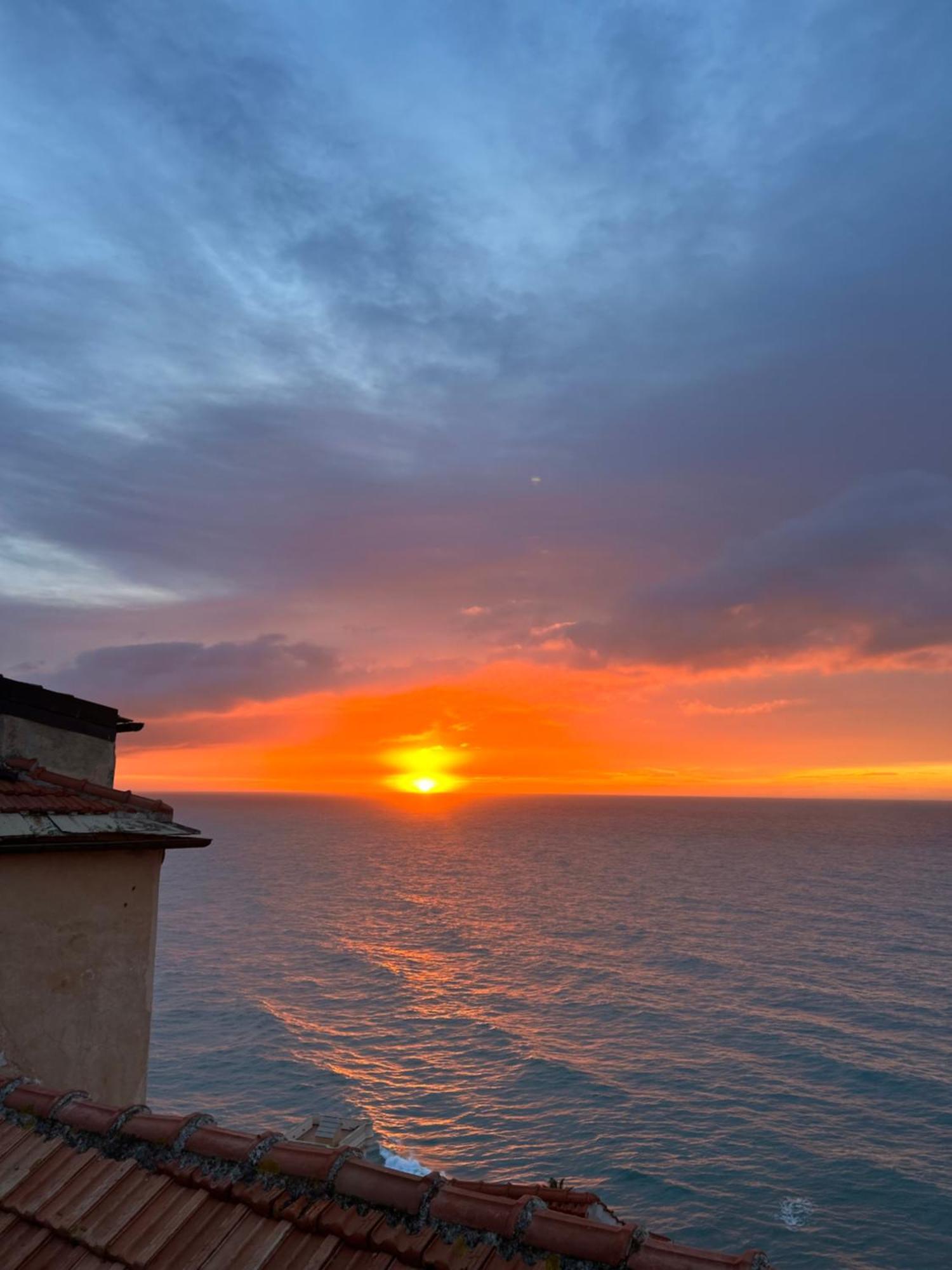 Casa Mec Imperia Villa Buitenkant foto
